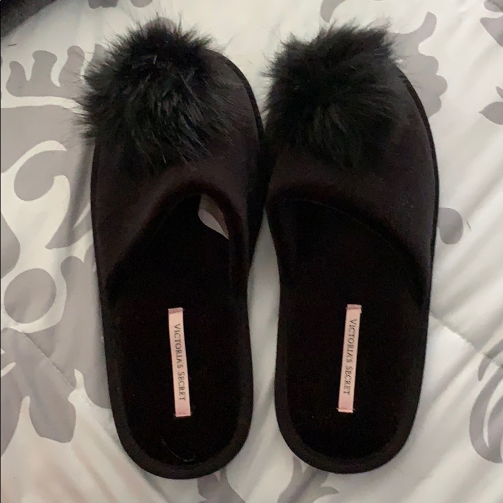 Velvet Vs Slippers never worn